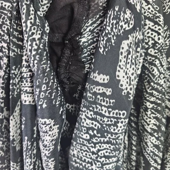 Vetiver Retrograde Kimono Dress Big Butterfly Black and White All Over Pattern, - Picture 5 of 12